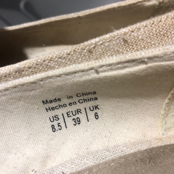 Call it spring wedges 8.5 - Picture 2 of 3